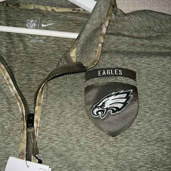 Men’s NFL dry fit Eagles fleece sweater - Picture 3 of 7